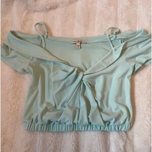 express top - great condition 🤍